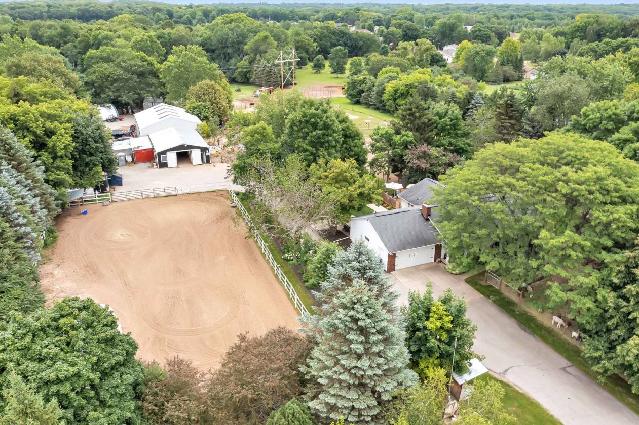 Horse Farms For Sale in Wisconsin, Horse Properties For Sale in WI