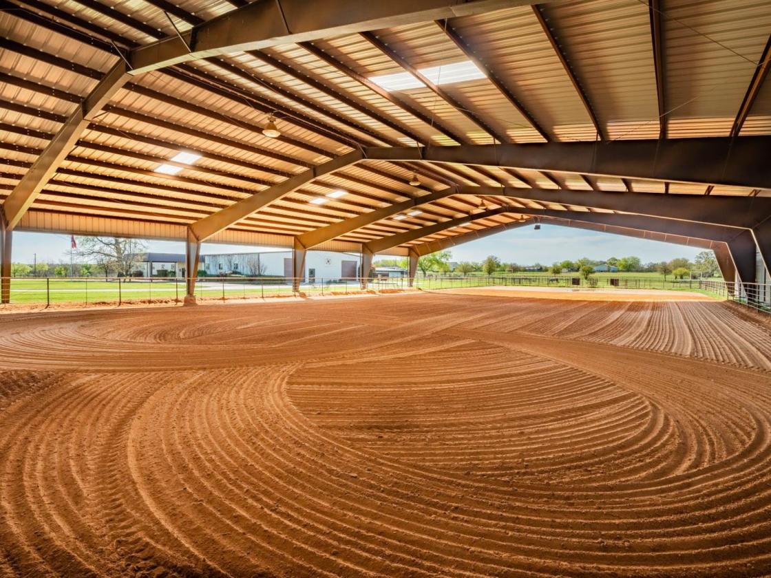 Exceptional 20-Acre Equestrian Estate - photo 4