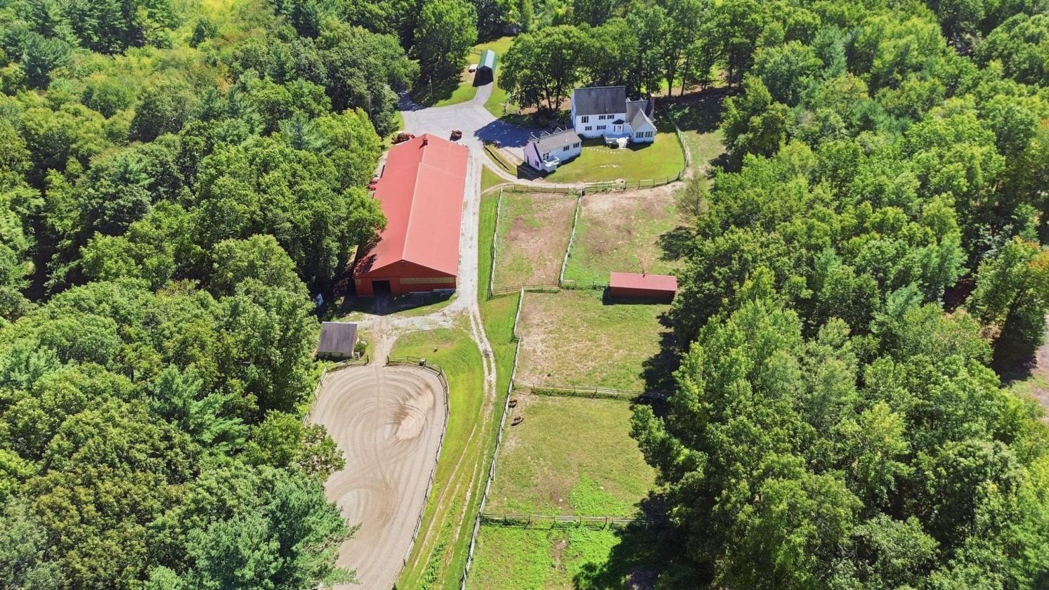 Equestrian Estate with indoor and outdoor arenas - photo 12