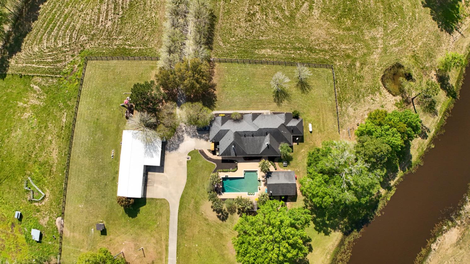 Luxury Home on 79 acres with a 12 acre lake - photo 22