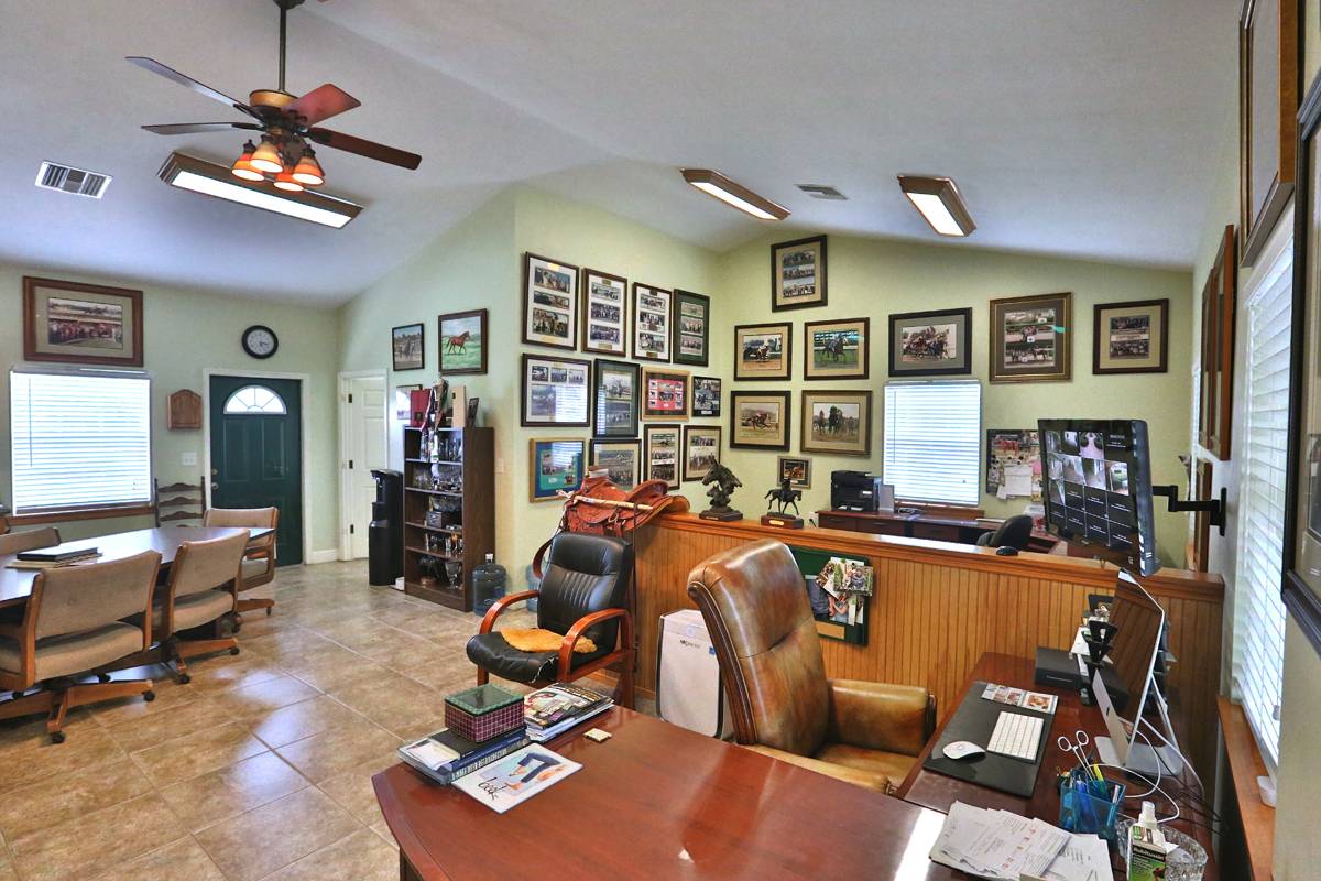 Premier Equestrian Facility - For Sale or Lease - photo 18