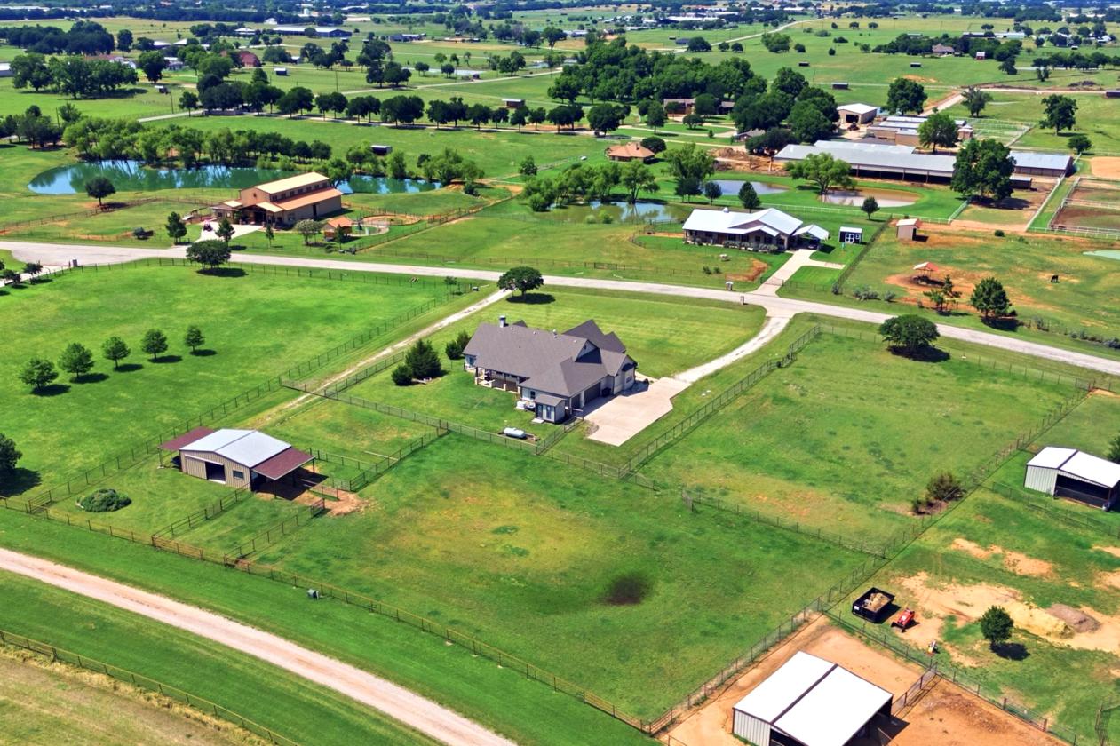 Refined North Texas Ranchette with Home & Barn - photo 26
