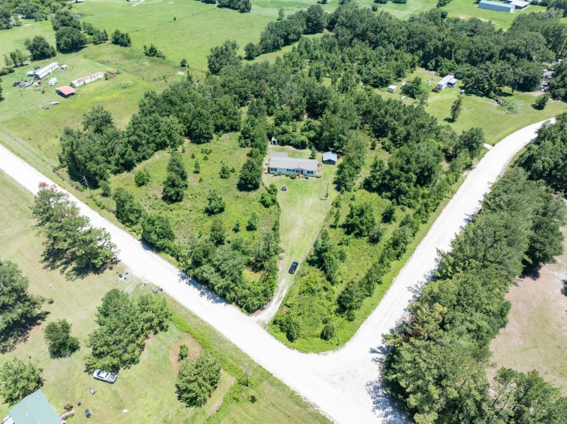 Beautiful Home and Acreage - photo 23