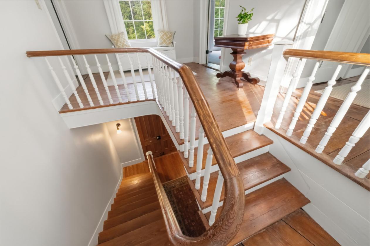 McElroy House | Historic 5 Acre Horse/Hobby Farm - photo 20
