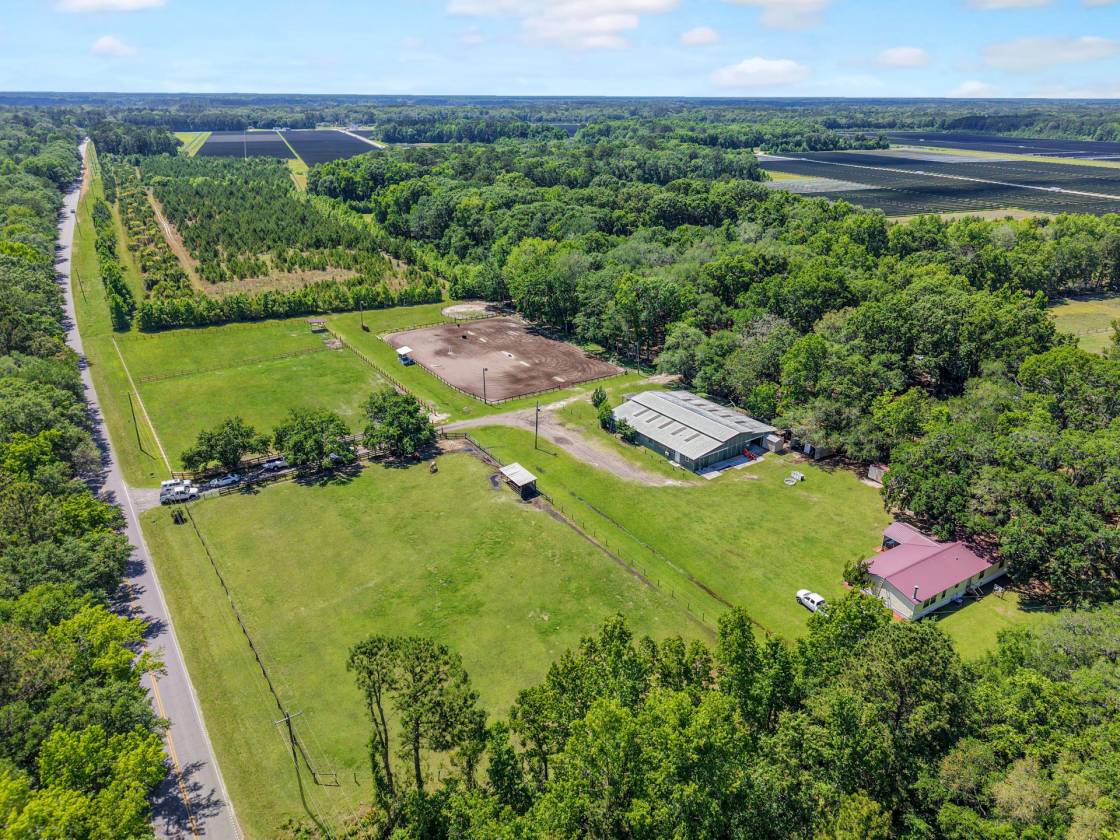 Horse Property for sale.