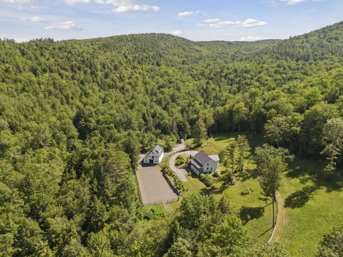 Horse Property for sale.