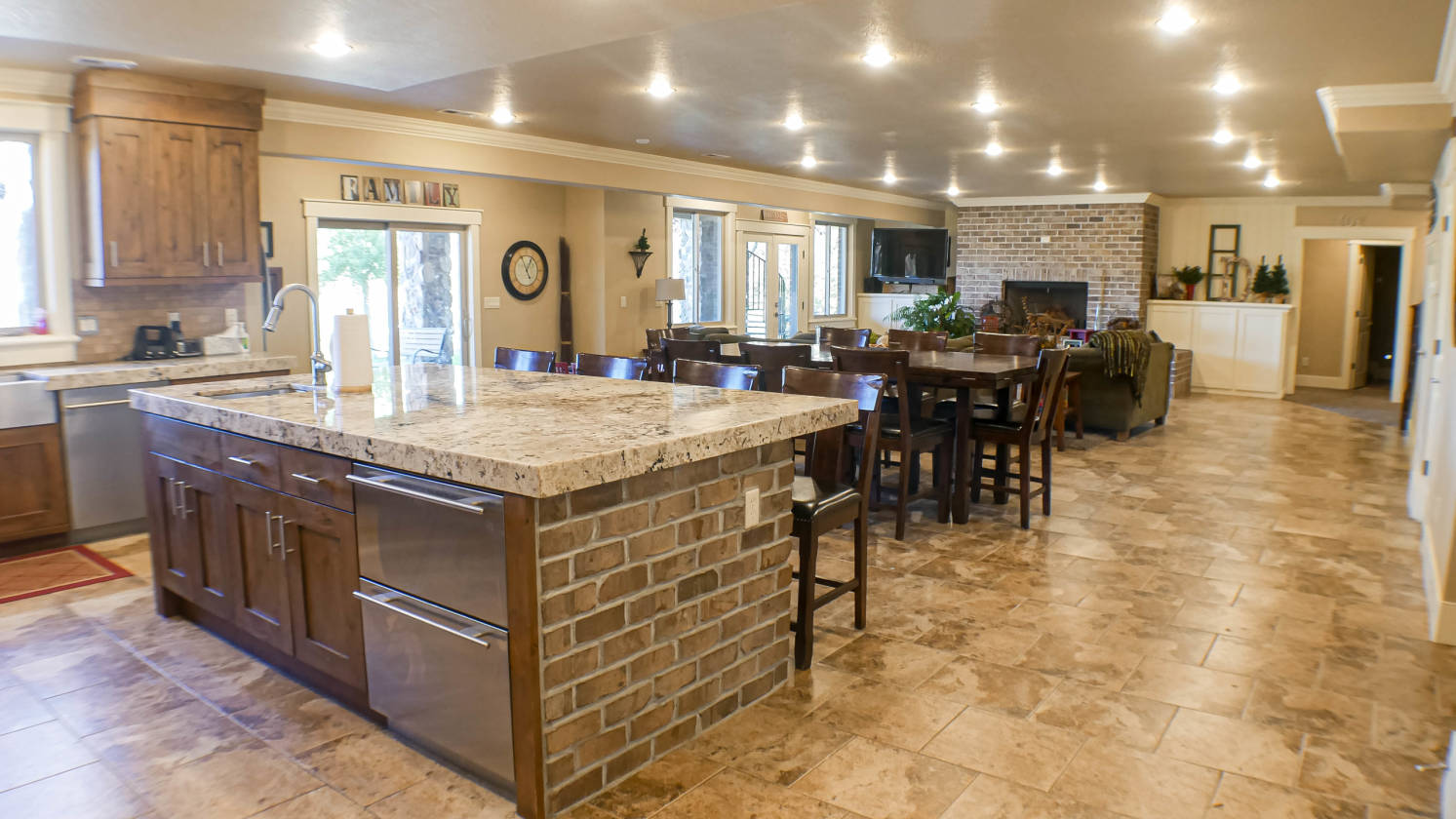 Luxury equestrian estate in a gated Wasatch Mountain community