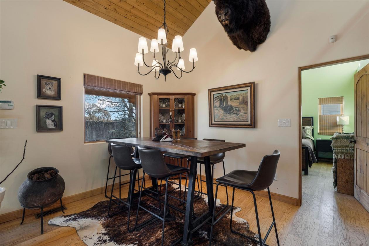 Rare and Beautiful Horse Property Near Santa Fe - photo 18