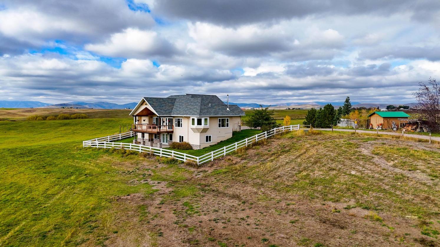 Horse Property for sale.