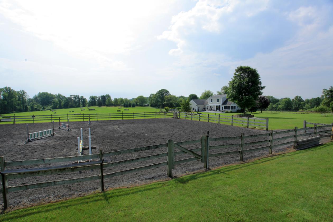 Rent this exceptional equestrian estate.... - photo 5