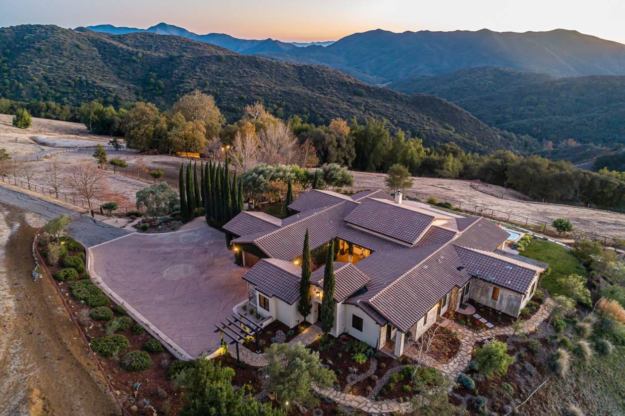 Exceptional 320+ Acre Coastal Ranch With Ocean Views | Atascadero, San ...