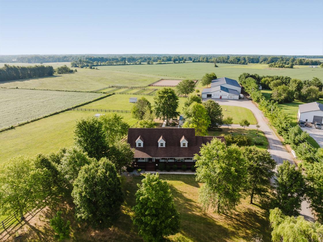 Exceptional equestrian estate on 18+ acres! - photo 1