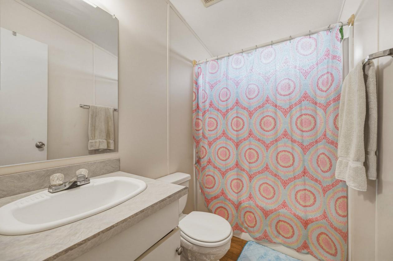 Affordable, clean, move in ready horse property! - photo 19