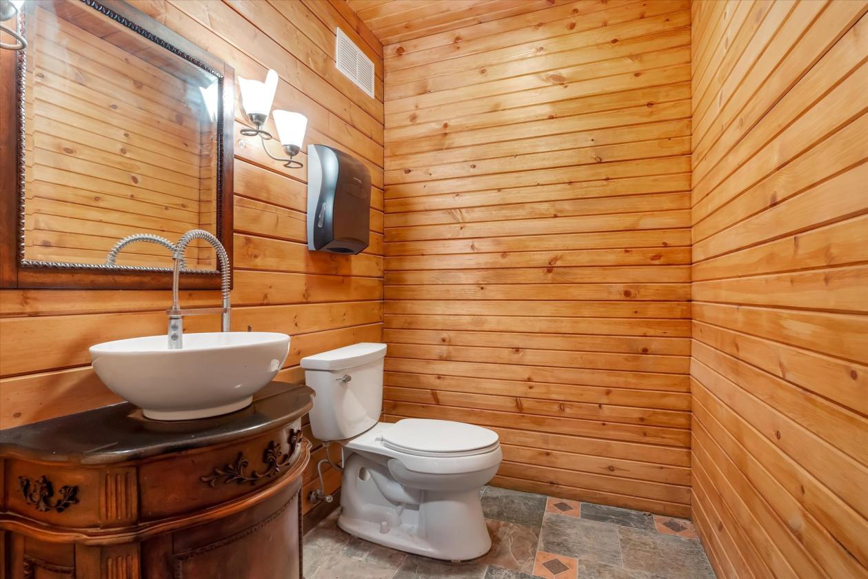 One-of-a-kind, GATED, EQUESTRIAN PROPERTY! - photo 11