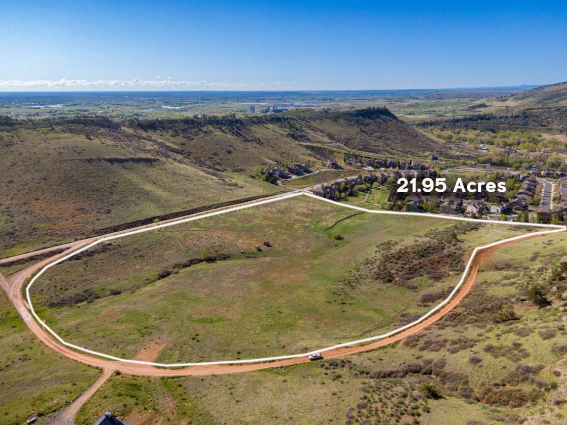 Horse Property for sale.