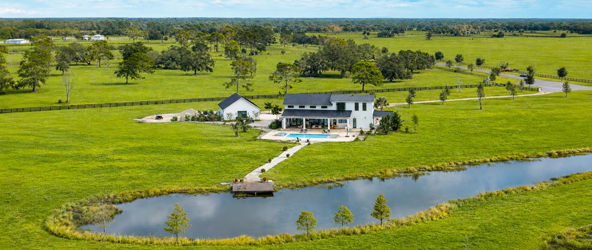 MARTIN MANOR | ENGLISH COUNTRY ESTATE ON 20 ACRES - photo 2