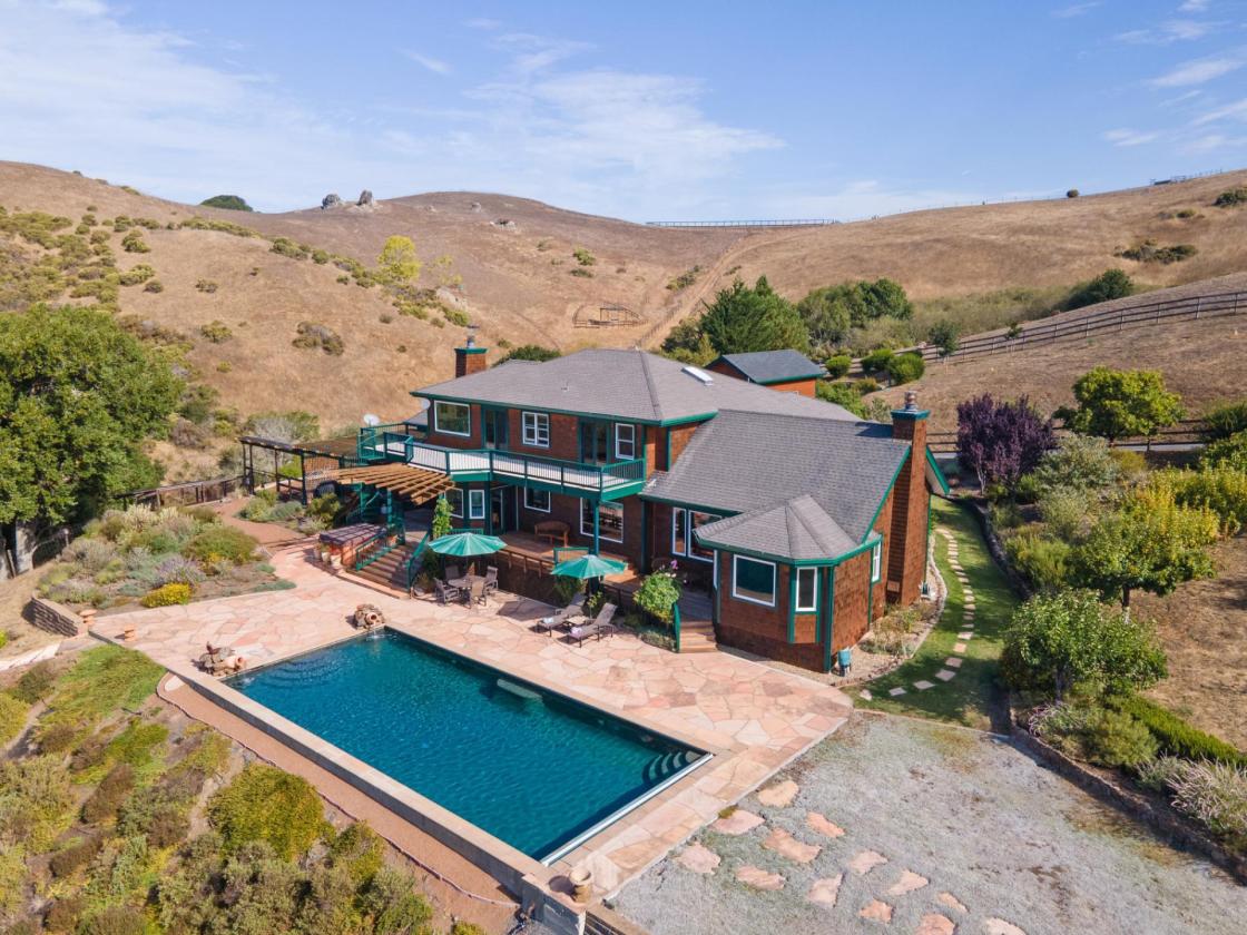 An Exceptional Nicasio Estate - photo 13