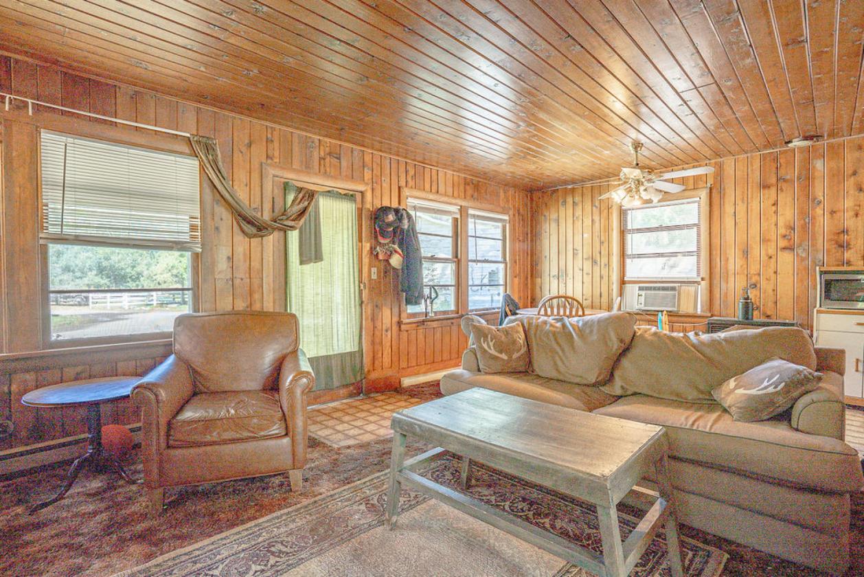 5 Cabins, Pond and Creek Frontage - photo 15