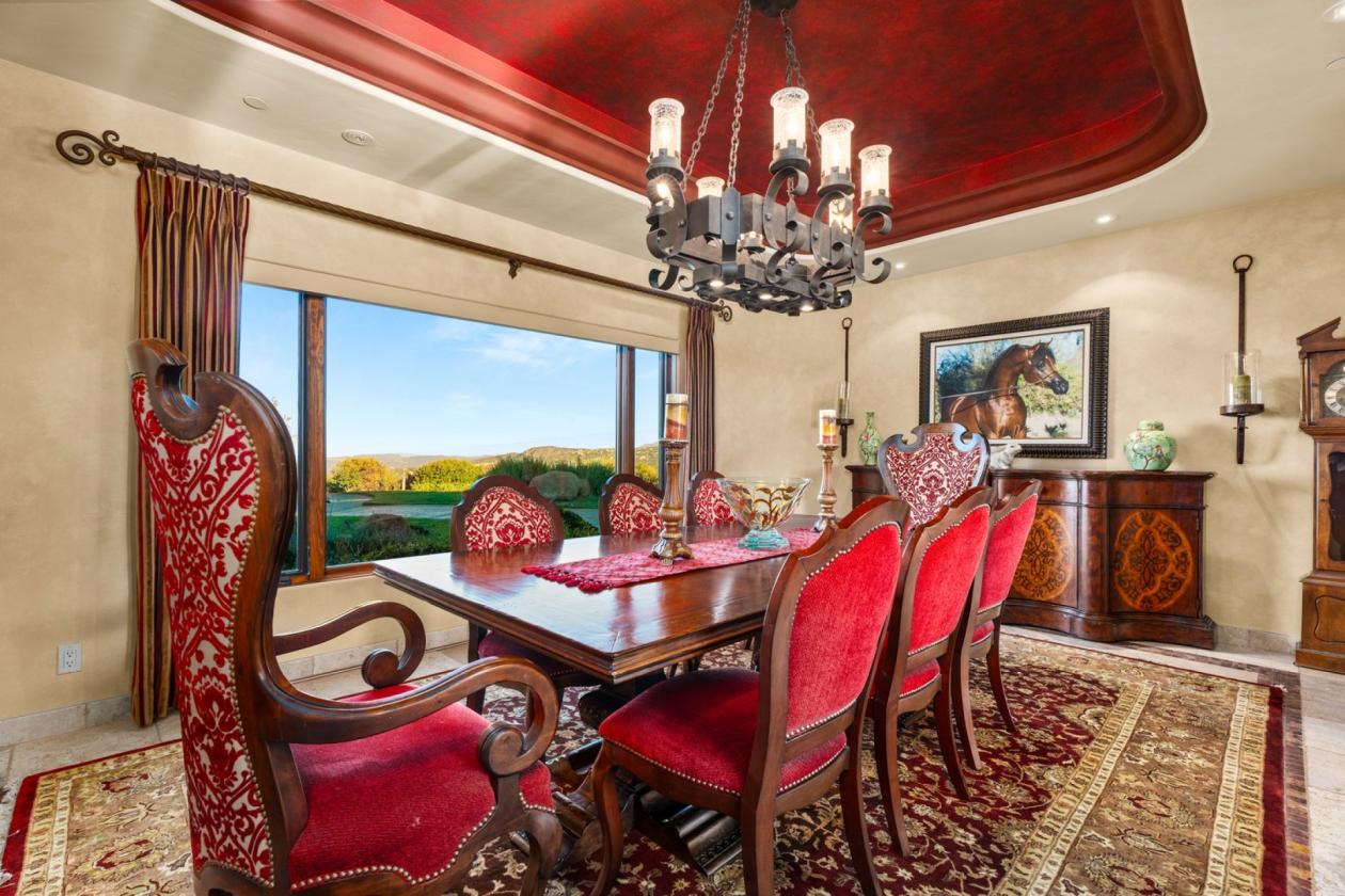 Luxury Equestrian Estate, Resort home, 352 Acres - photo 13