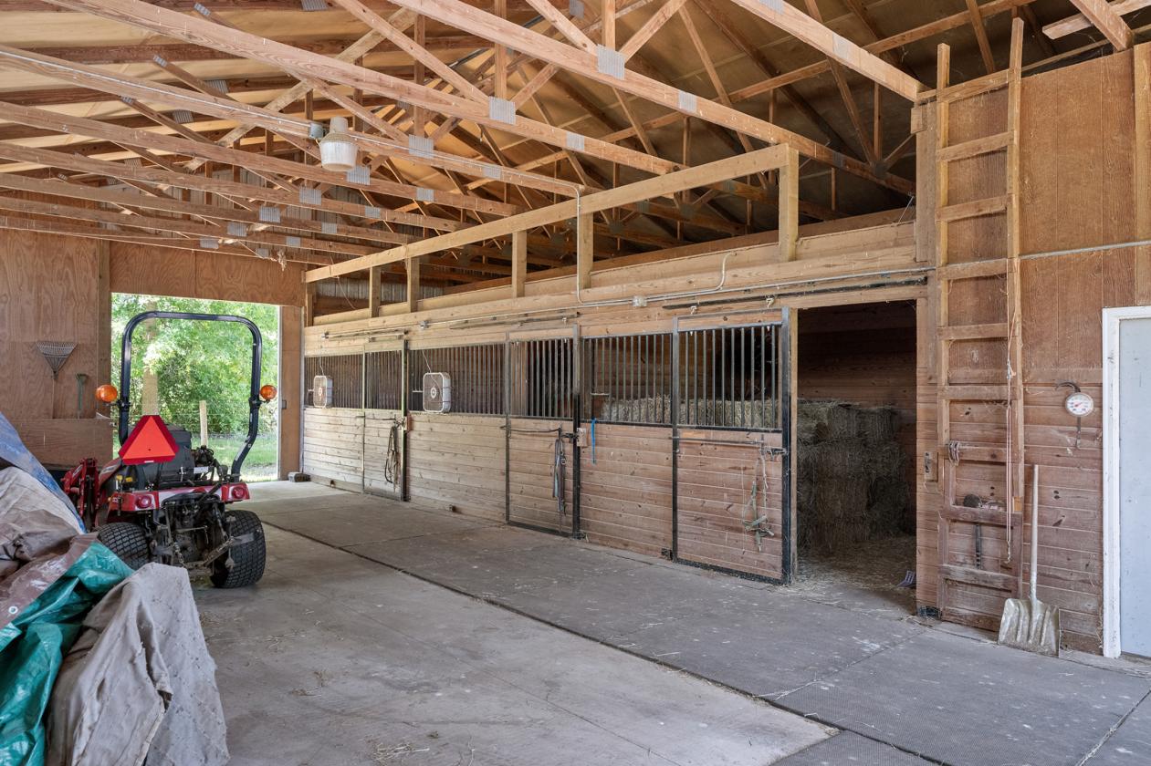 5+ Acre Farmette with 3 Stall Barn and Pool - photo 5