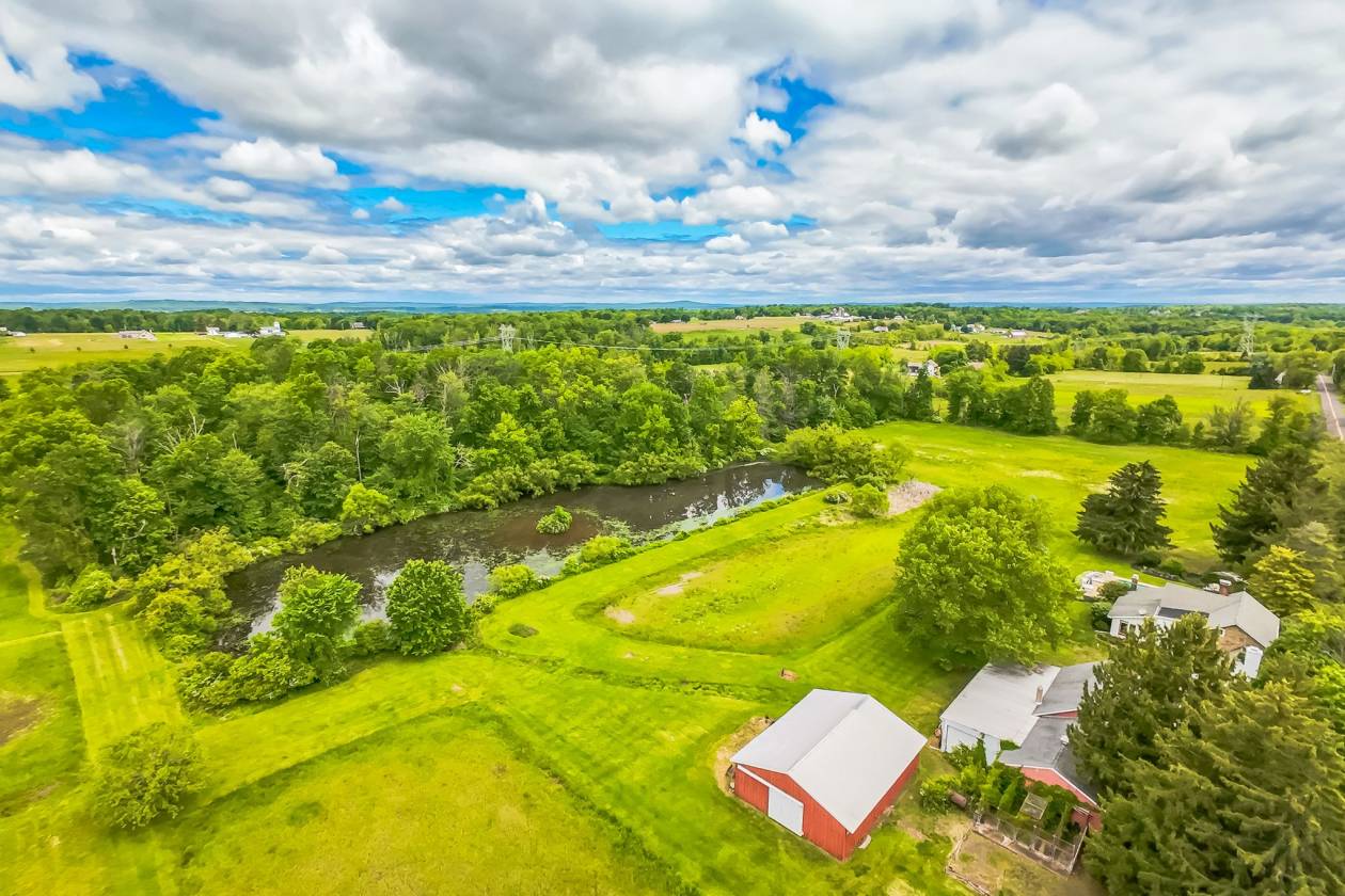 Horse Property for sale.