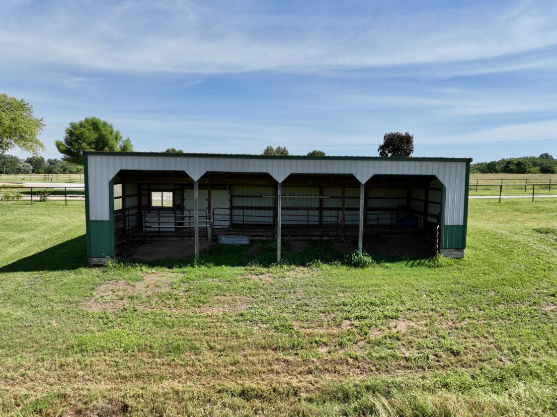 Gated estate located on a gently rolling 33 acres - photo 19