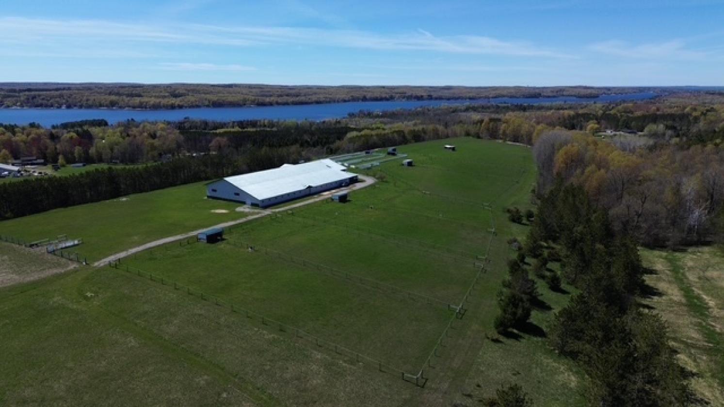 180 ACRE EQUESTRIAN ESTATE WITH PRIVATE LAKE! - photo 14