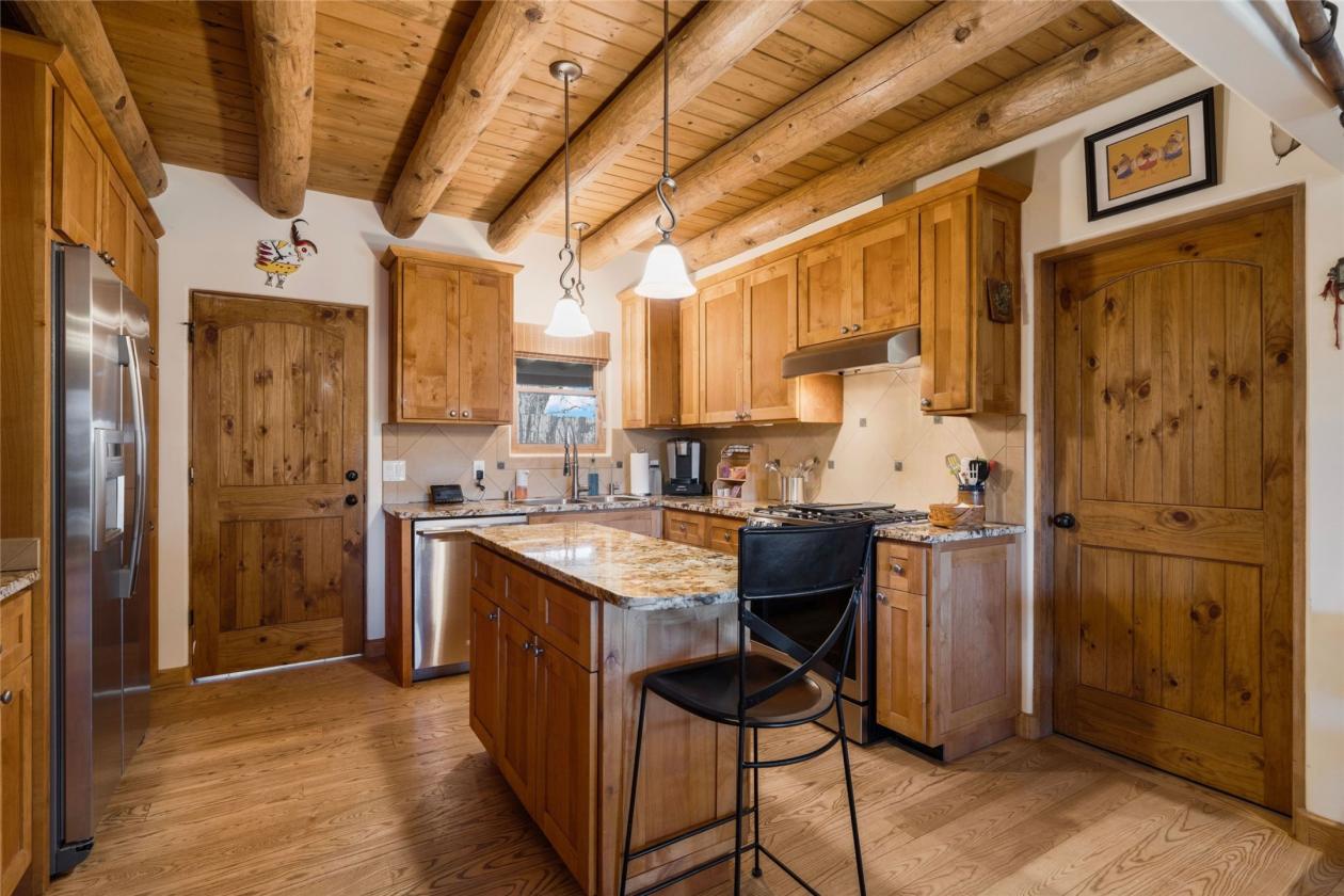 Rare and Beautiful Horse Property Near Santa Fe - photo 16