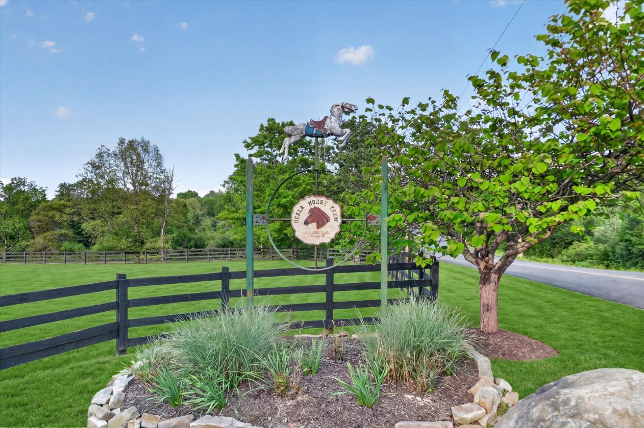 Stunning Hudson Valley Equestrian Estate - photo 29
