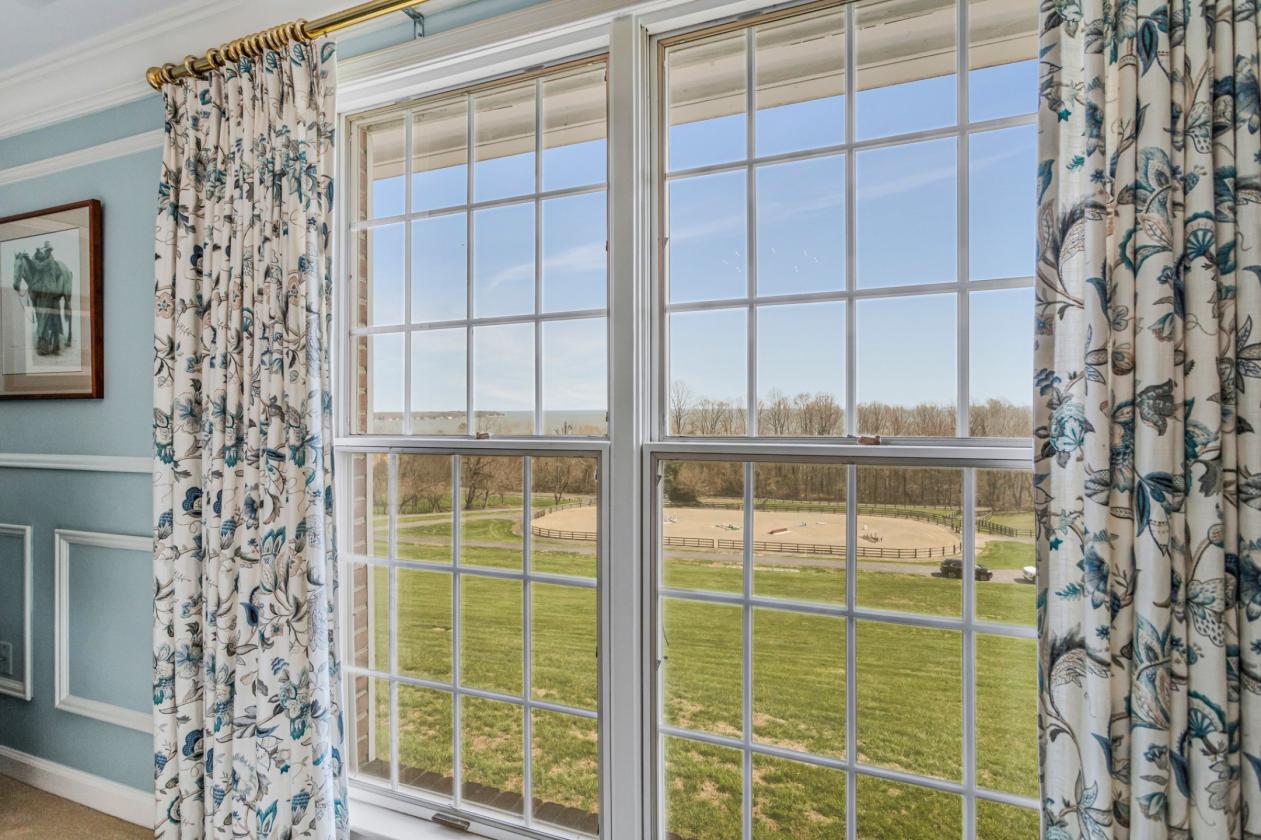 Custom-Crafted Equestrian Estate on 13 Acres - photo 19