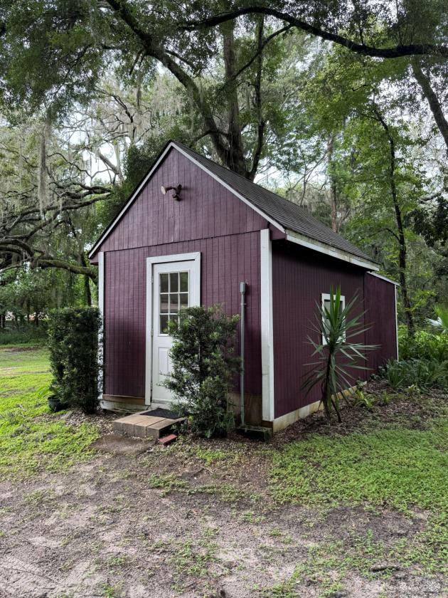 Country Charm, Suburban Ease in Central Florida - photo 18
