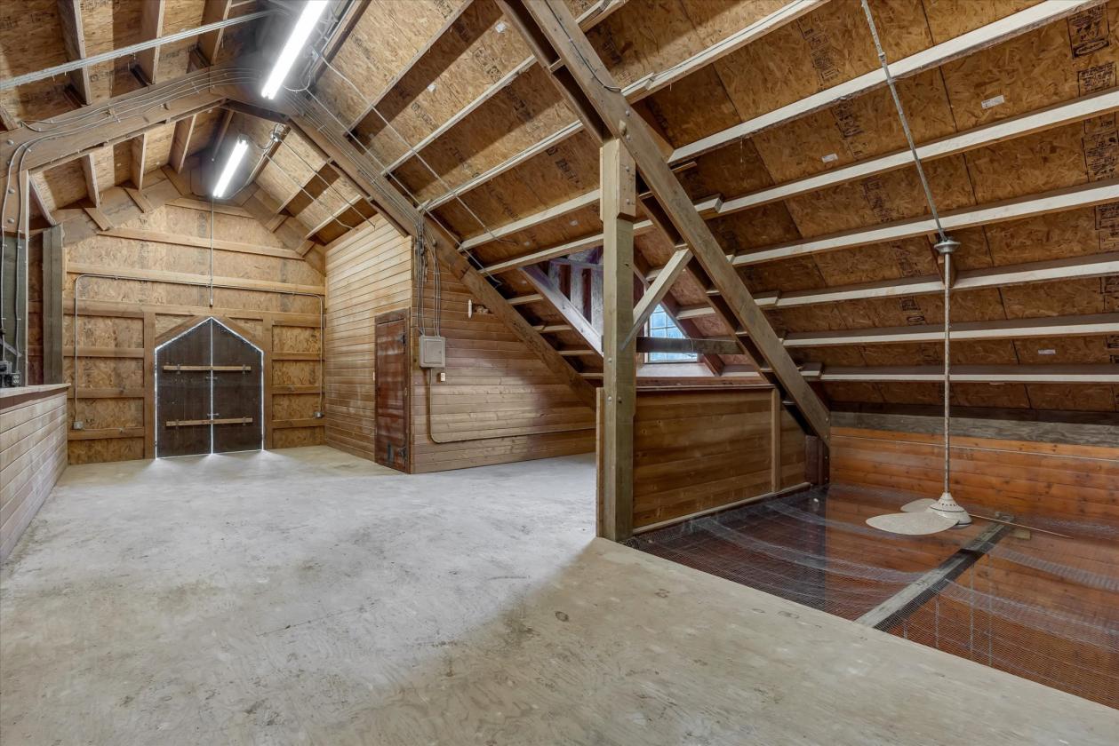 One-of-a-kind, GATED, EQUESTRIAN PROPERTY! - photo 12