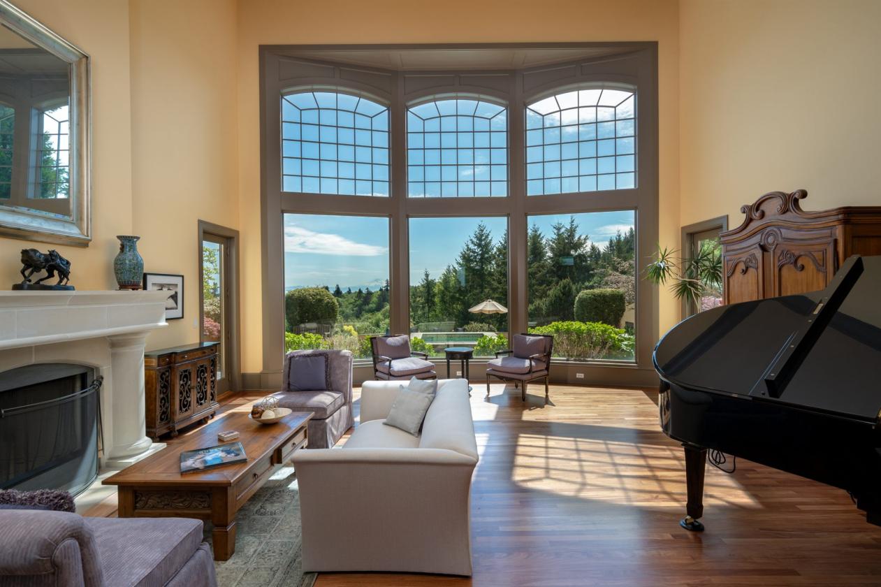 Luxury equestrian estate with pool, barn, arenas - photo 11
