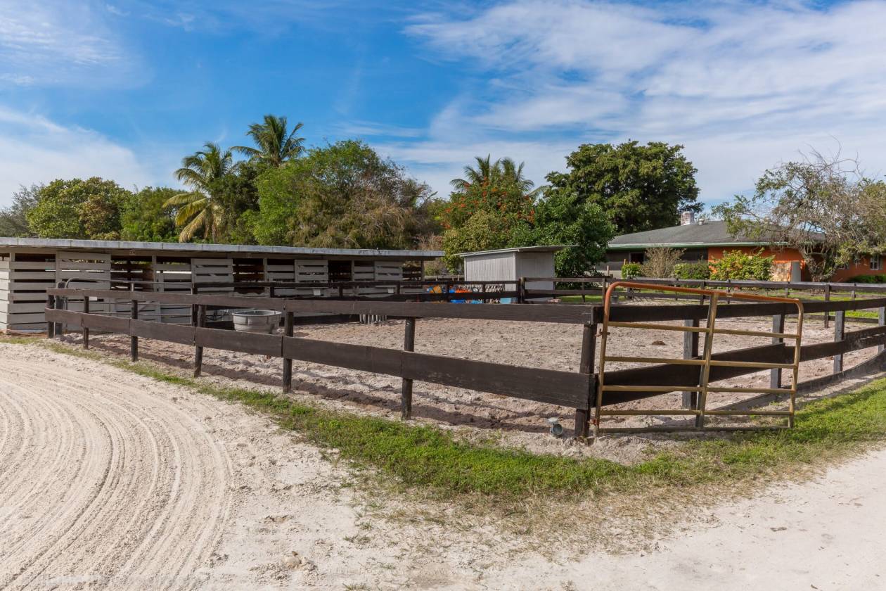 Equestrian Property for Sale in Coconut Creek, FL Coconut Creek