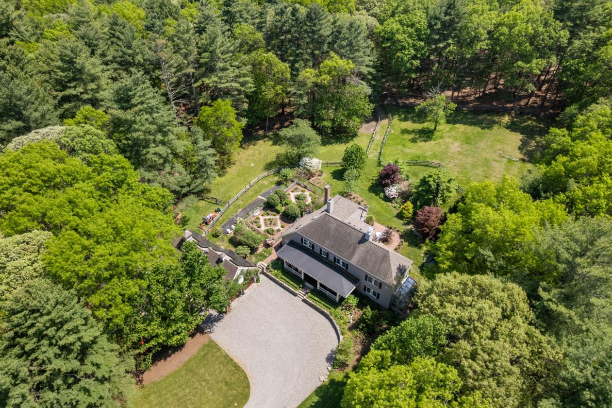 Meticulously Maintained 8 Ac Horse Farm on Trails - photo 11