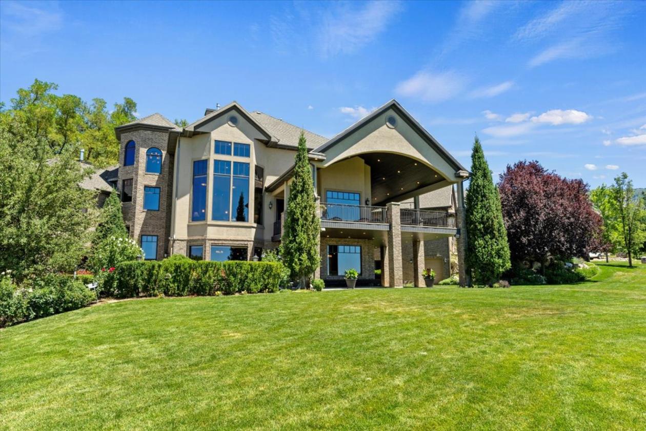 EQUESTRIAN DREAM AND LUXURY LIVING IN ONE - photo 18
