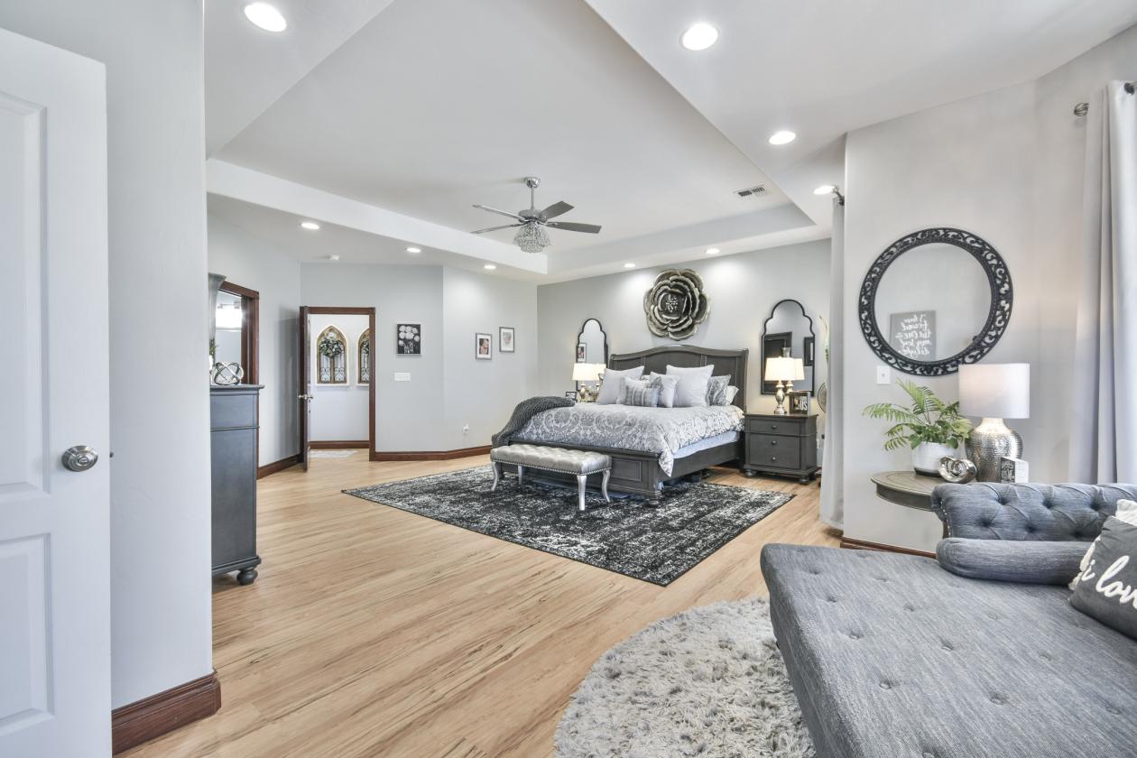 This unique property offers it all! - photo 7