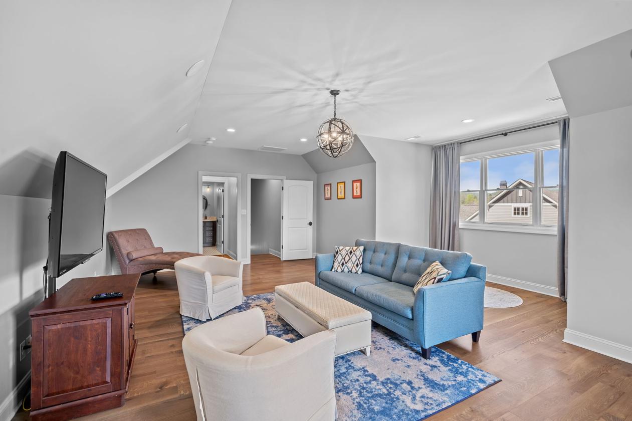 Luxury Home with Equestrian Lifestyle Access - photo 22