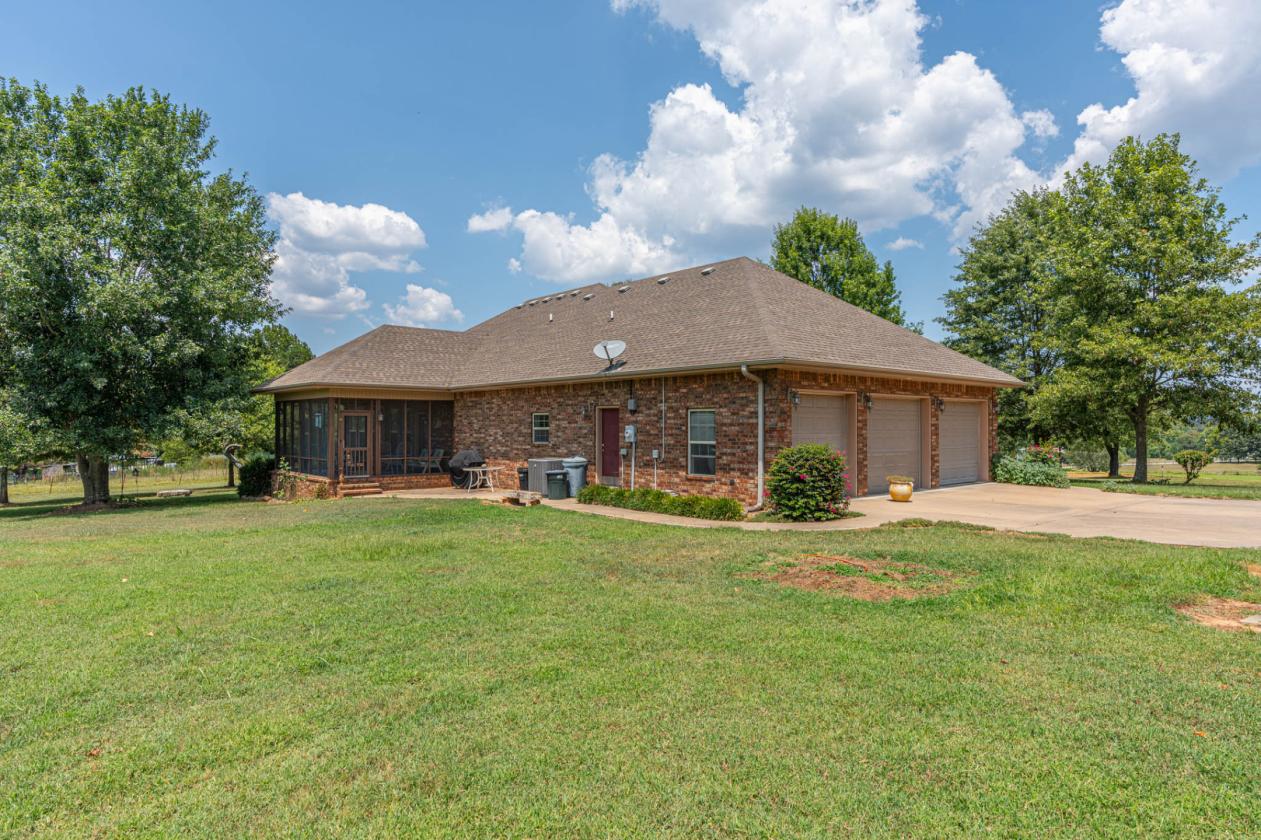 2 homes on 40 acres- New Price - photo 5