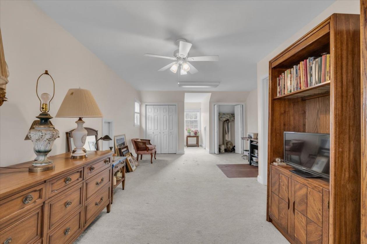 Fieldcrest Farms Estate - photo 21