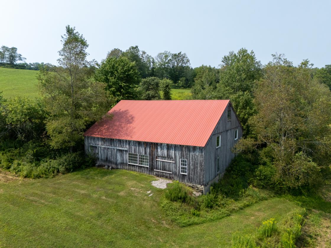 200-Acre Estate with Two Homes, Barn, and Ponds - photo 28