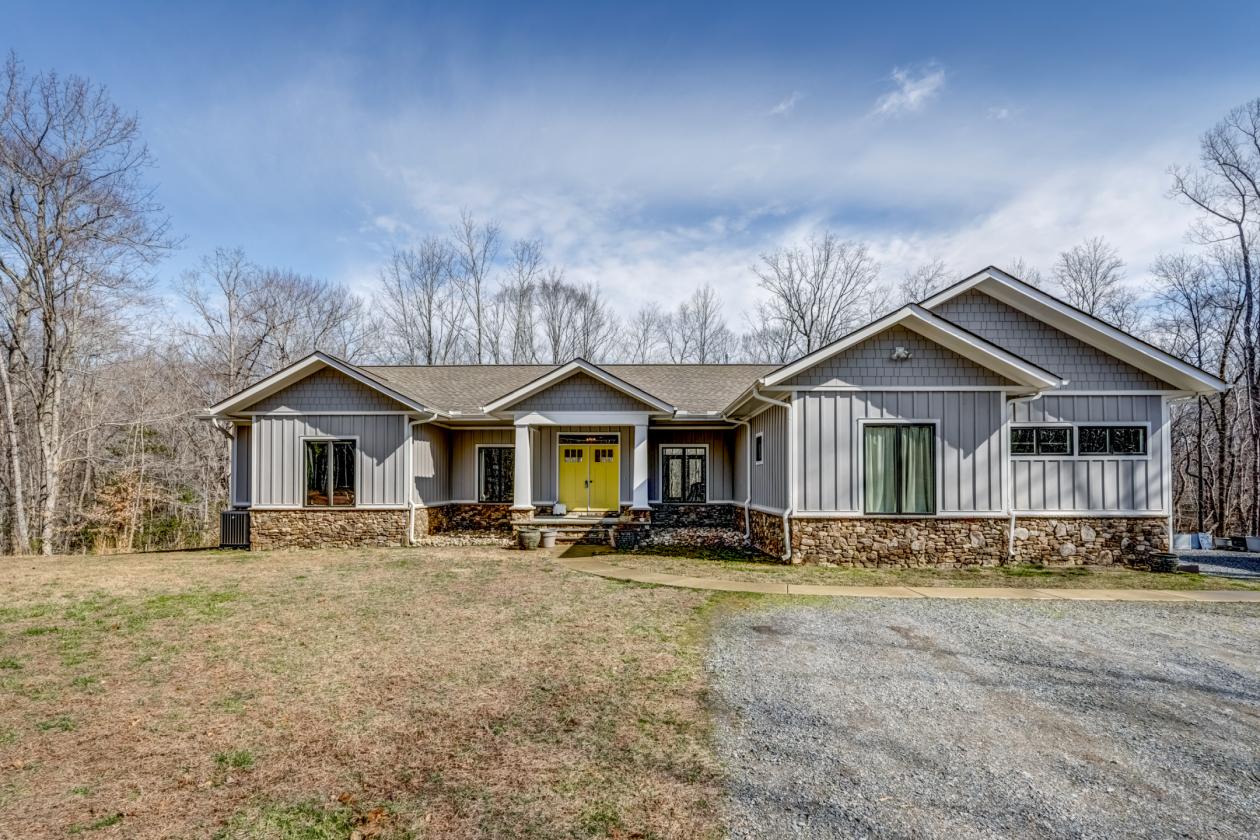 Walnut Grove Horse Farm - 117.7 Acres +/- - photo 1