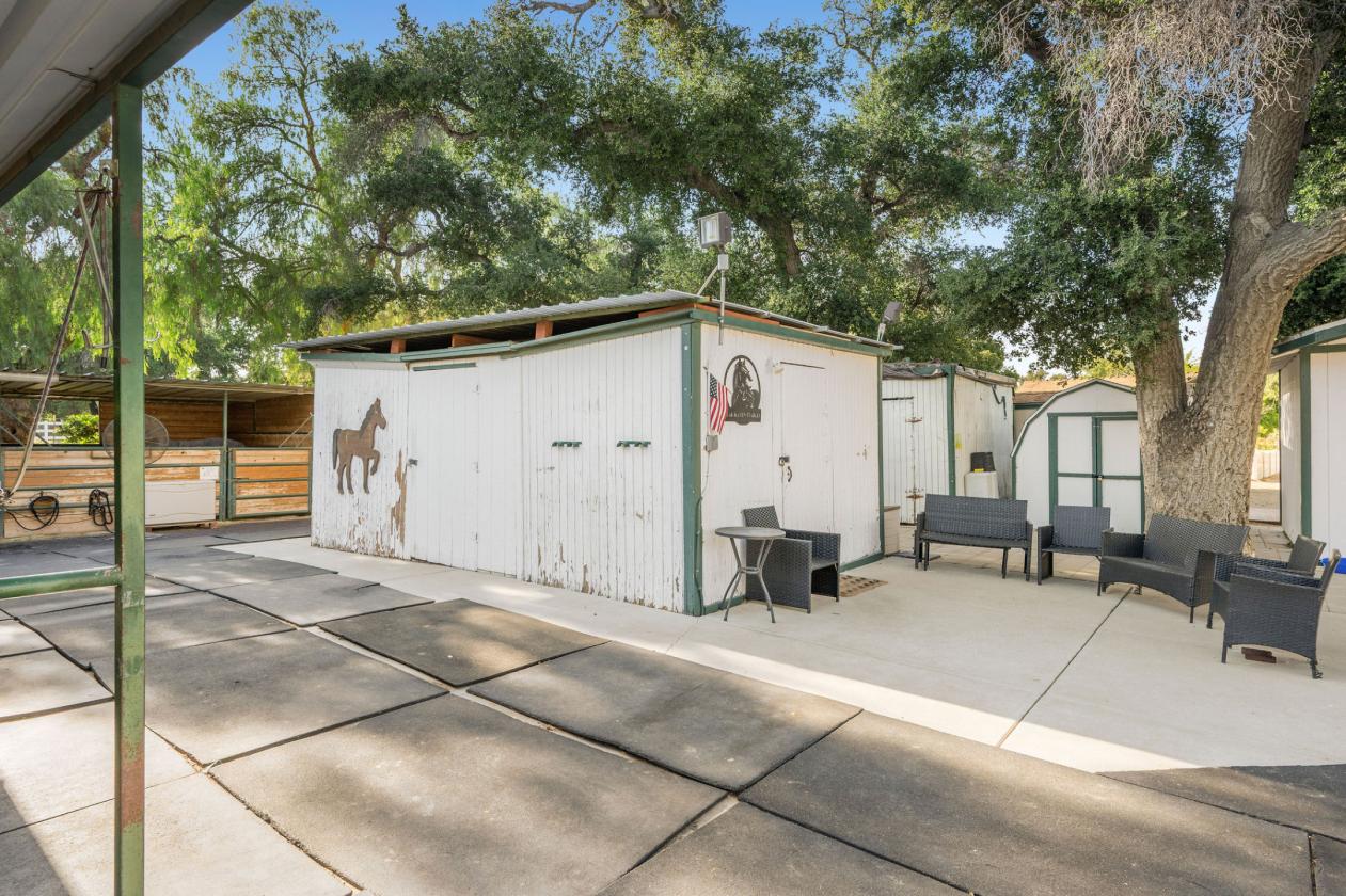 Gated 6 Acre Horse Facility In Sand Canyon - photo 17