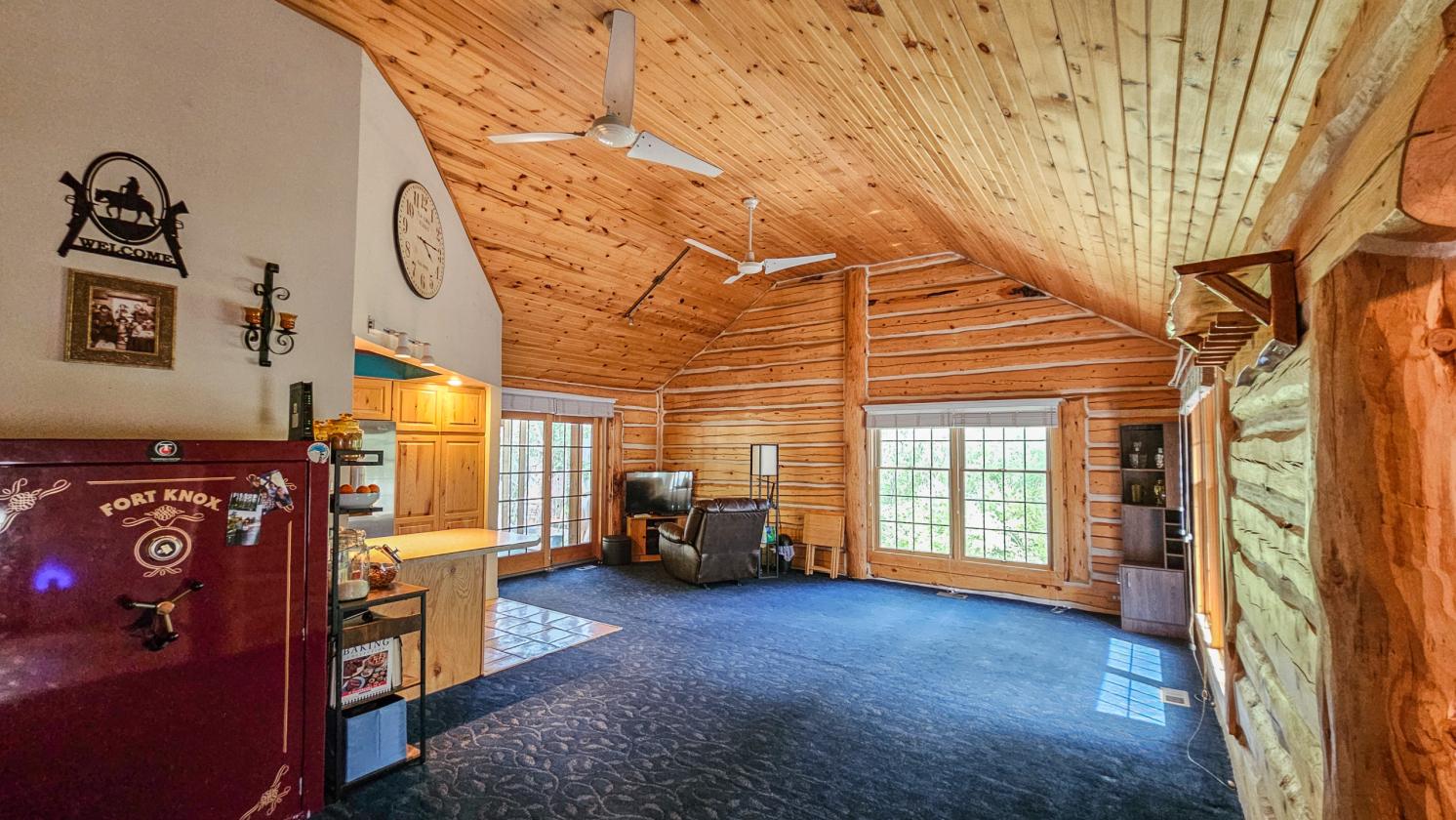 Mountain horse property backing to Boise Forest - photo 6