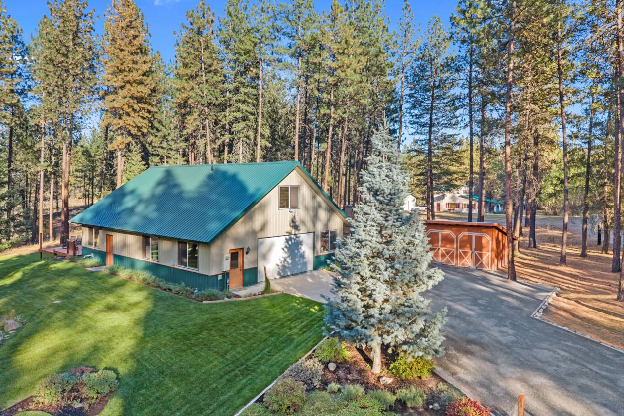 Horse Property for sale.