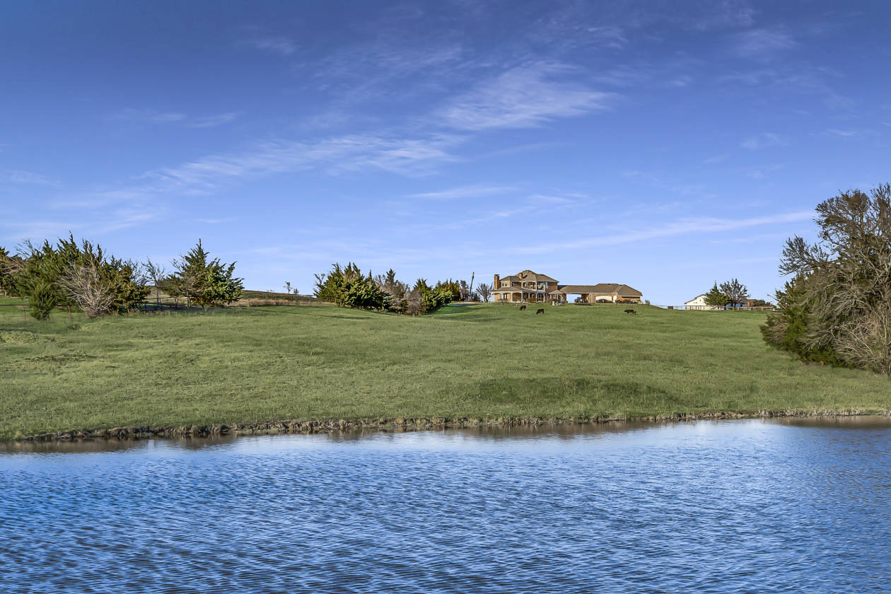 Rare opportunity for this spacious home atop the hill of... Rockwall