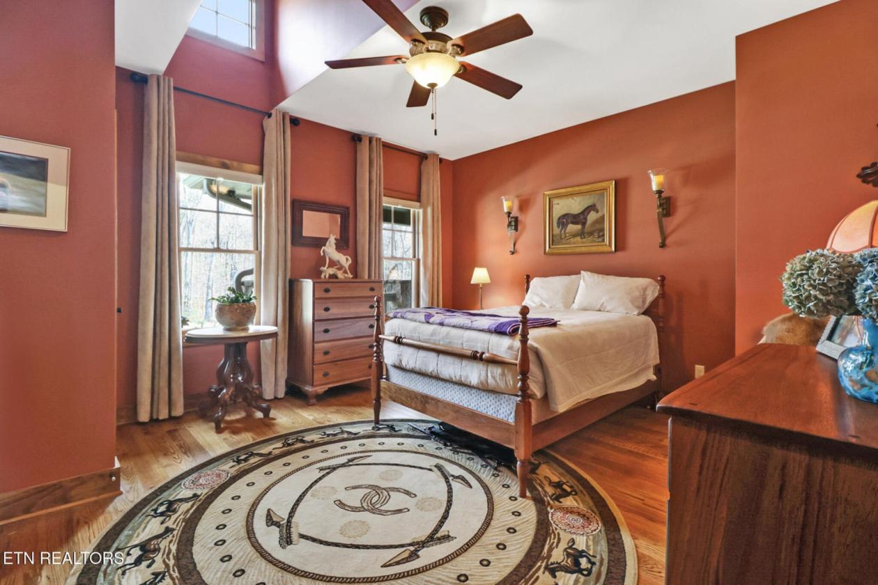 Lakefront Equestrian Estate - photo 18