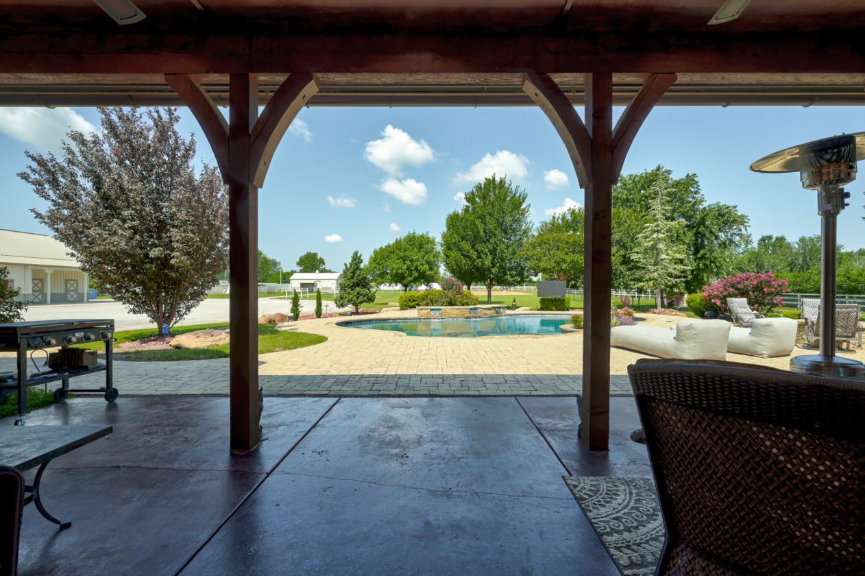 Luxury Horse Property - photo 22