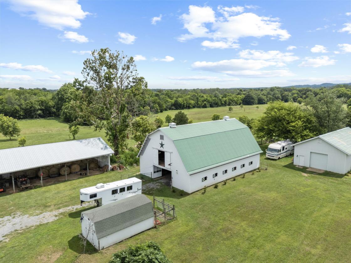 Equestrian Farm Near Chattanooga - photo 9
