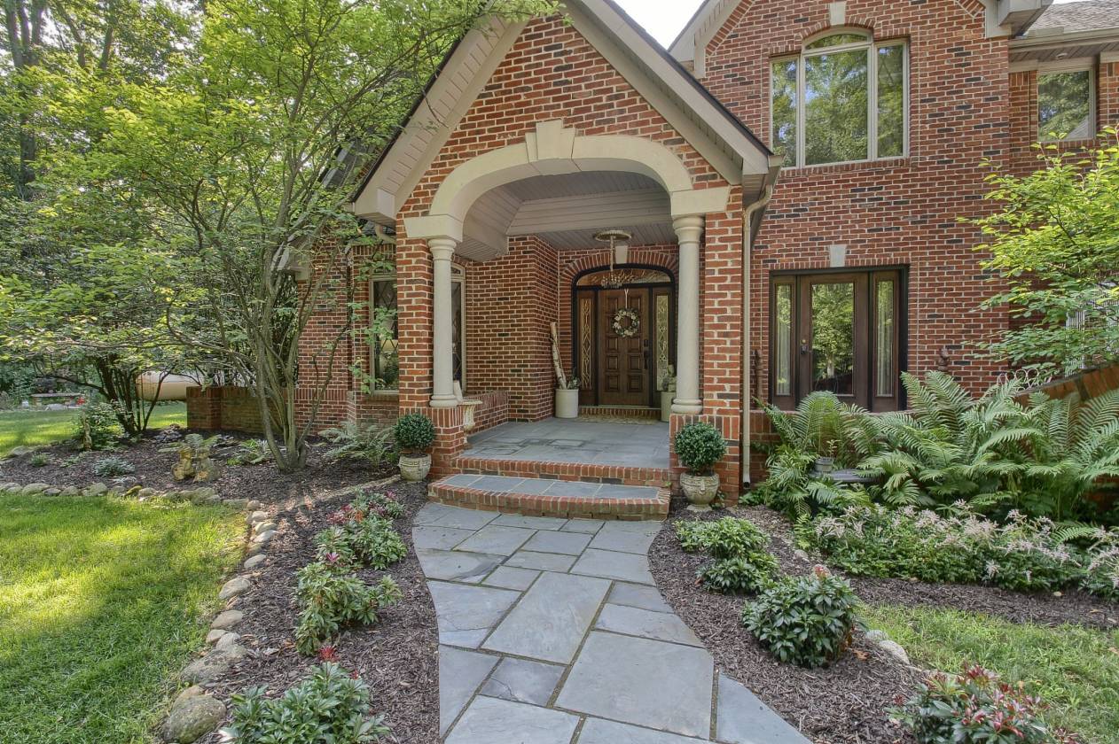 Horse farm for sale Dryden, Lapeer County, Michigan Horse ranch for sale